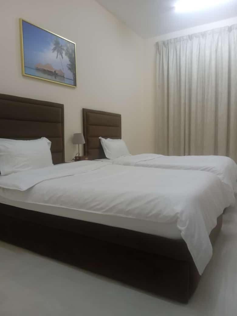 Al Rawda Apartments -Аджман Екстер'єр фото